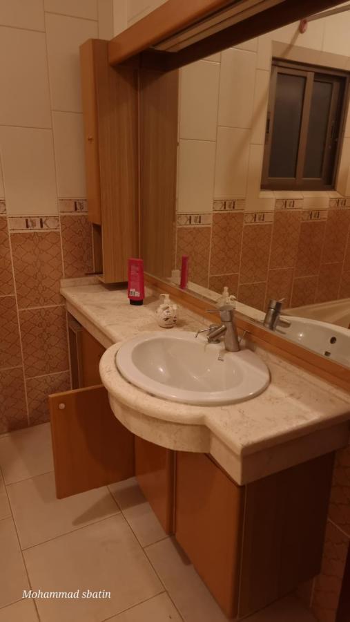 Sbatin Hotell Madaba Eksteriør bilde